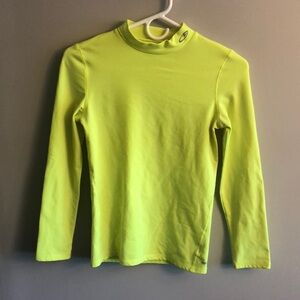 Long sleeve fitted undershirt